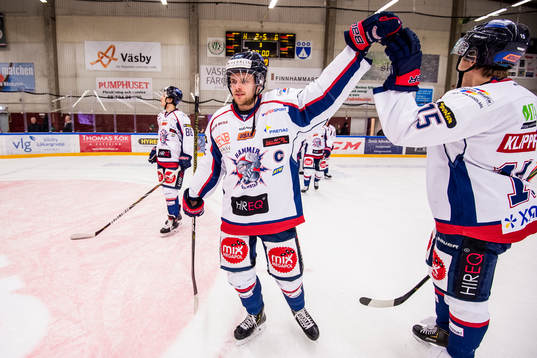 Bläddra bland fler bilder av Ishockey, Hockeyettan, Final 2, Väsby - Halmstad