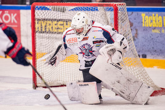 Halmstads målvakt Anton Malmborg