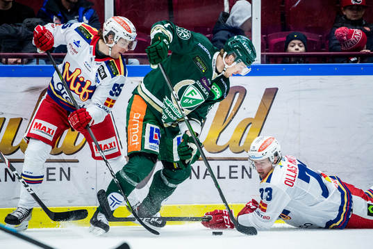 Malmö Redhawks Carl Persson och Adam Ollas Mattsson mot