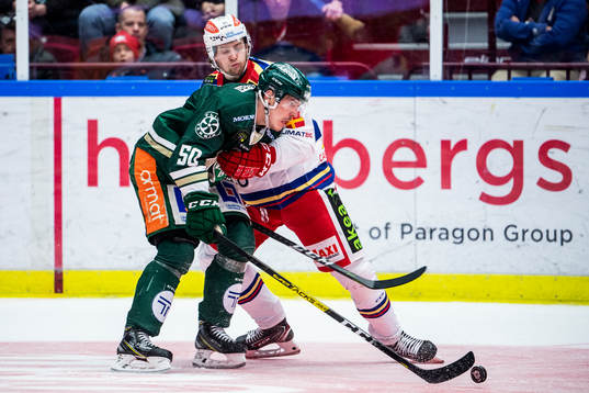Färjestads Sebastian Erixon och Malmö Redhawks Carl