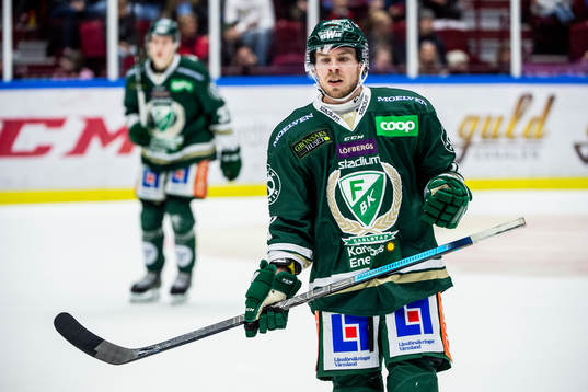 Färjestads Emil Forslund deppar