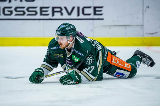 Färjestads Pontus Widerström deppar på isen