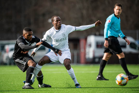 Sollentunas Dida Rashidi och IFK Göteborgs Alhassan Yusuf
