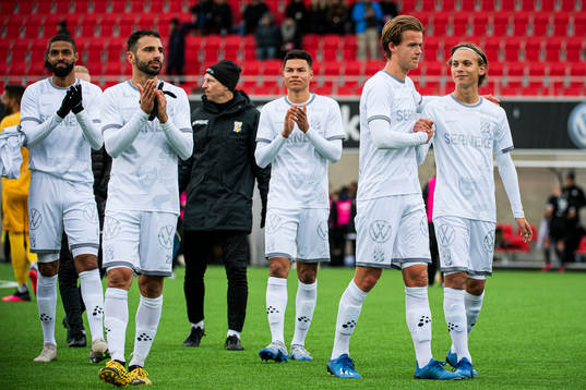 Göteborgs spelare jublar