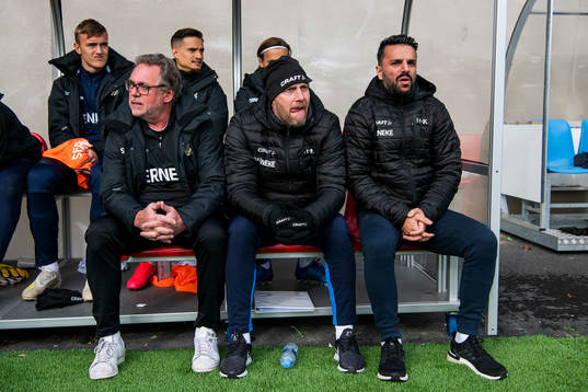 IFK Göteborgs tränare Poya Asbaghi och målvaktstränare