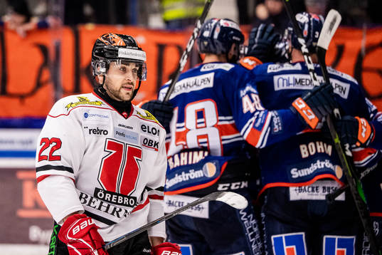 Örebros Jonathan Andersson deppar