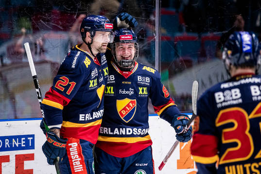 Djurgårdens Alexander Holtz jublar