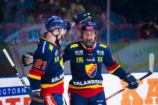 Djurgårdens Alexander Holtz jublar