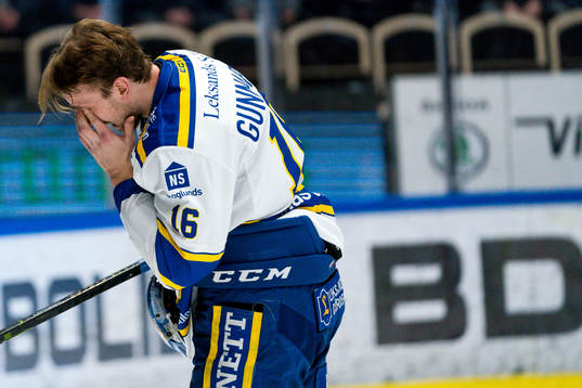 Leksands Daniel Gunnarsson fick ont
