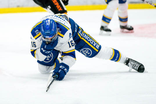 Leksands Daniel Gunnarsson fick ont
