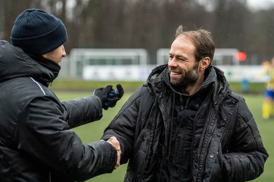 Eskilsminnes tränare Mattias Lindström och Häckens