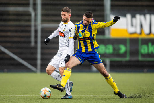 Häckens Joona Toivio och Eskilsminnes Gjenis Zeqiri