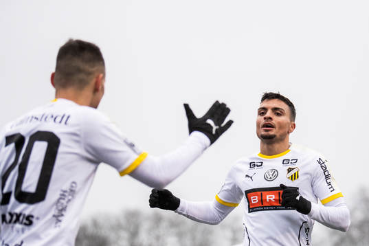 Bläddra bland fler bilder av Fotboll, Svenska Cupen, Eskilsminne - Häcken