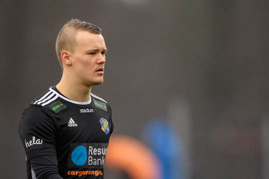Eskilsminnes målvakt Adam Larsson