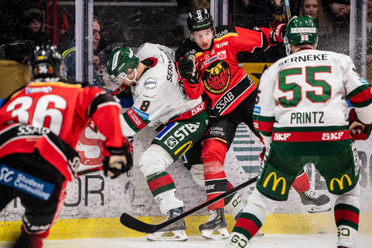 Luleås Arttu Ilomäki och Frölundas Viktor Ekbom
