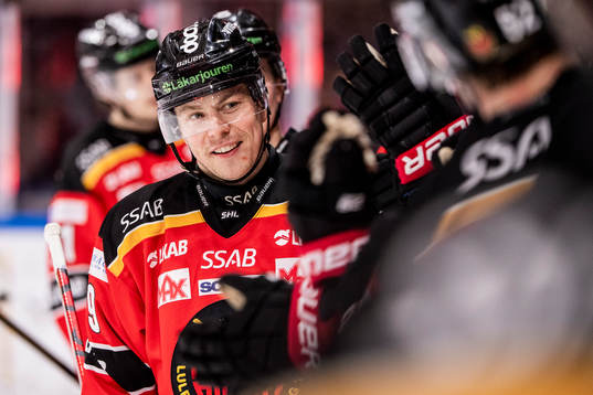 Luleås Erik Gustafsson jublar