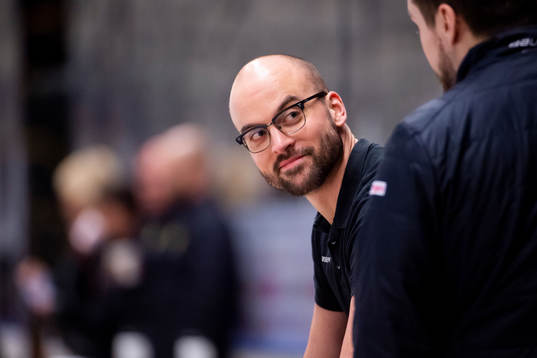 Modos tränare Björn Edlund