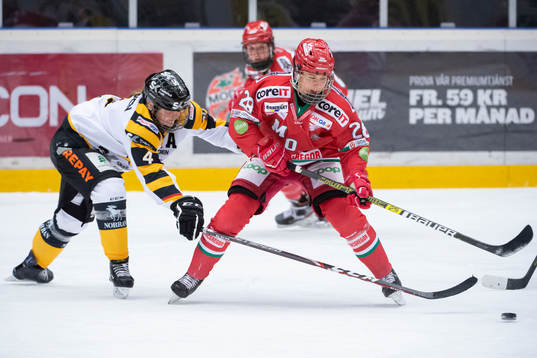 Skellefteås Selina Aho och Modos Nathalie Lidman