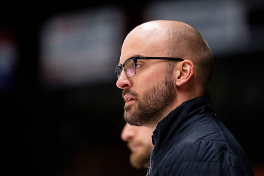 Modos tränare Björn Edlund
