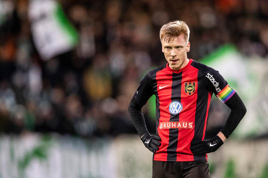 Brommapojkarnas Gustav Sandberg Magnusson deppar