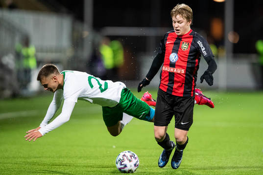 Hammarbys Alexander Kacaniklic och Brommapojkarnas Daniel