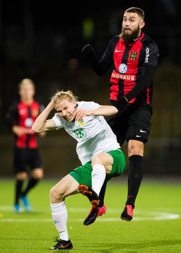 Brommapojkarnas Ali Suljic och Hammarbys Gustav Ludwigson