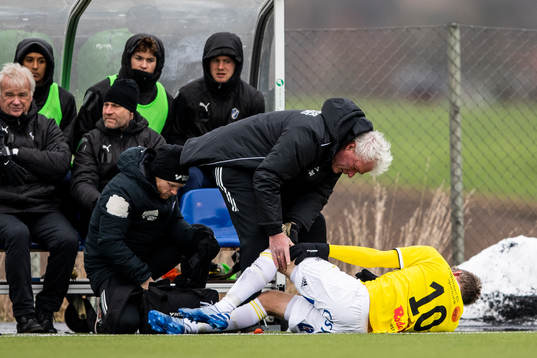 Falkenbergs Karl Söderström får läkarvård