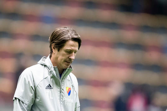 Djurgårdens tränare Thomas Lagerlöf deppar