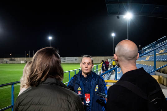 Stina Blackstenius talks to media