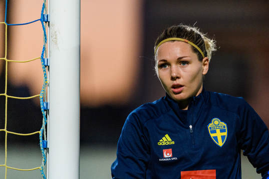 Goalkeeper Jennifer Falk