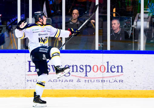 s Lias Andersson jublar