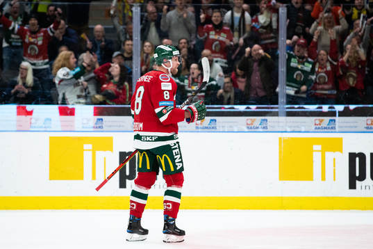Frölundas Viktor Ekbom jublar