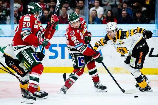 Frölundas Rhett Rakhshani och Skellefteås Arvid Lundberg