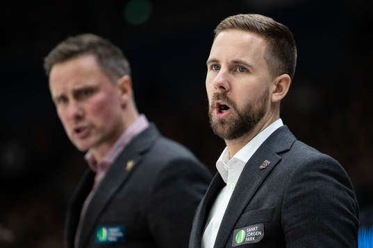 Frölundas assisterande tränare  Viktor Stråhle
