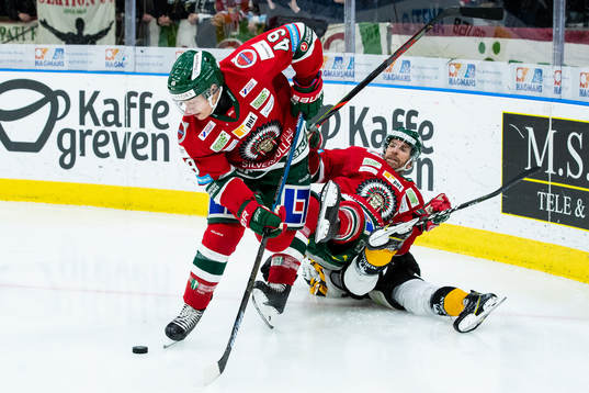 Frölundas Rhett Rakhshani och Joel Lundqvist