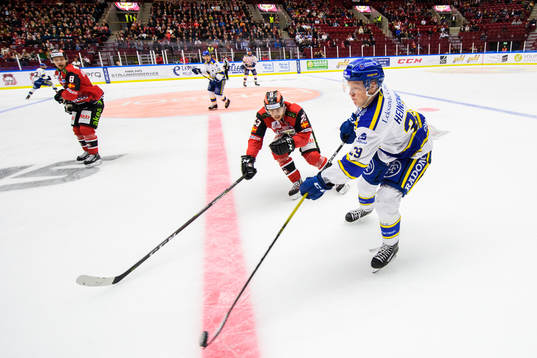 Malmö Redhawks Christoffer Forsberg och Leksands Emil