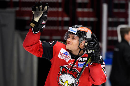 Malmö Redhawks Christoffer Forsberg jublar