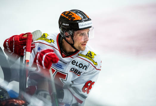 Örebros Mathias Bromé deppar