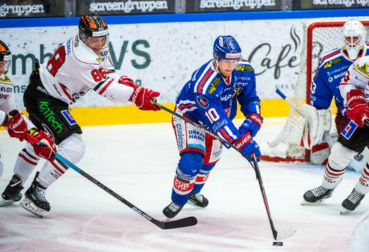 Oskarshamns Nicklas Heinerö och Örebros Joonas Rask