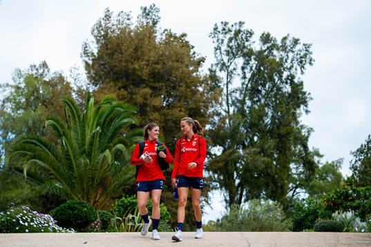 Maren Mjelde and Caroline Graham Hansen of the Norwegian