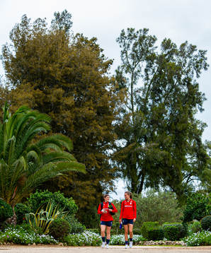 Maren Mjelde and Caroline Graham Hansen of the Norwegian