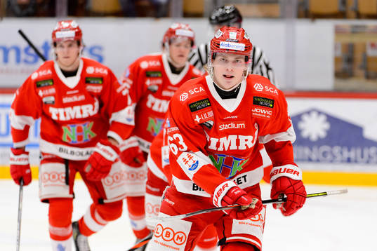 Timrås Erik Walli Walterholm jublar