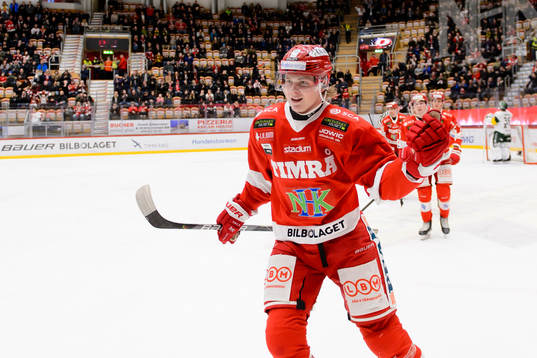 Timrås Erik Walli Walterholm jublar