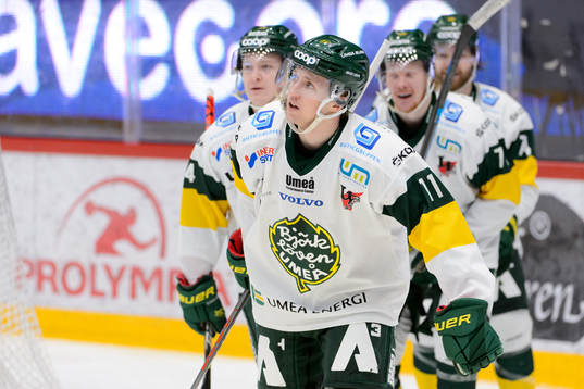 Björklövens William Eriksson jublar