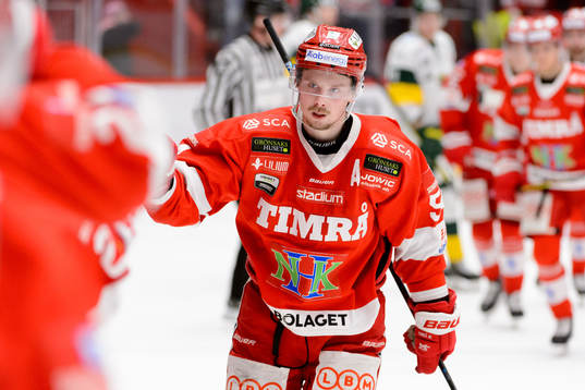 Timrås Jonathan Dahlén jublar