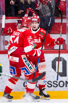 Timrås Jonathan Dahlén och Filip Lander jublar