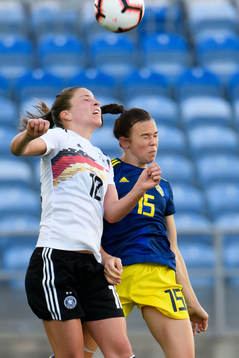 Melanie Leupolz of Germany and Jessica Samuelsson of Sweden