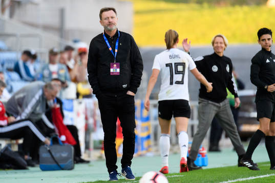 Peter Gerhardsson, head coach of Sweden, looks dejected