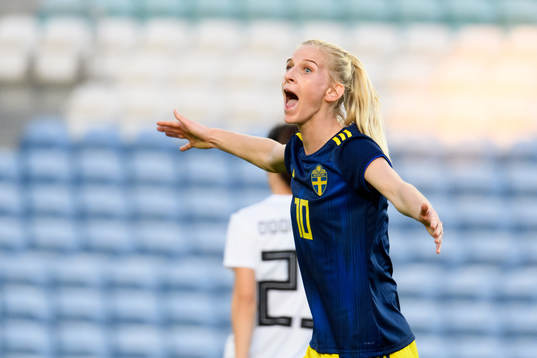 Sofia Jakobsson of Sweden reacts