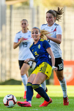 Kosovare Asllani of Sweden